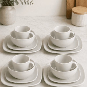 16 Pc Dining Set
