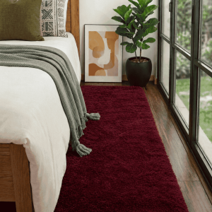 Fluffy Runner - Burgundy